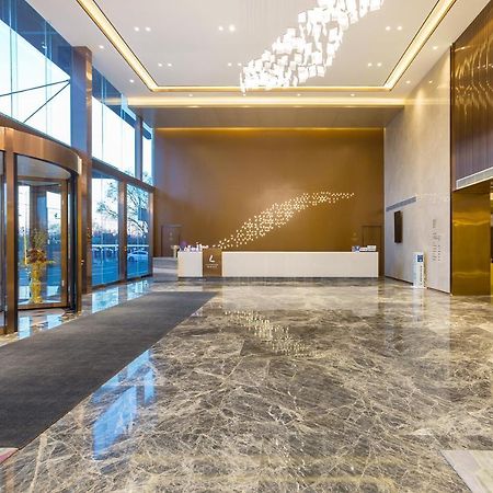 Lavande Hotel Beijing Capital Airport National Exhibition Branch Екстер'єр фото